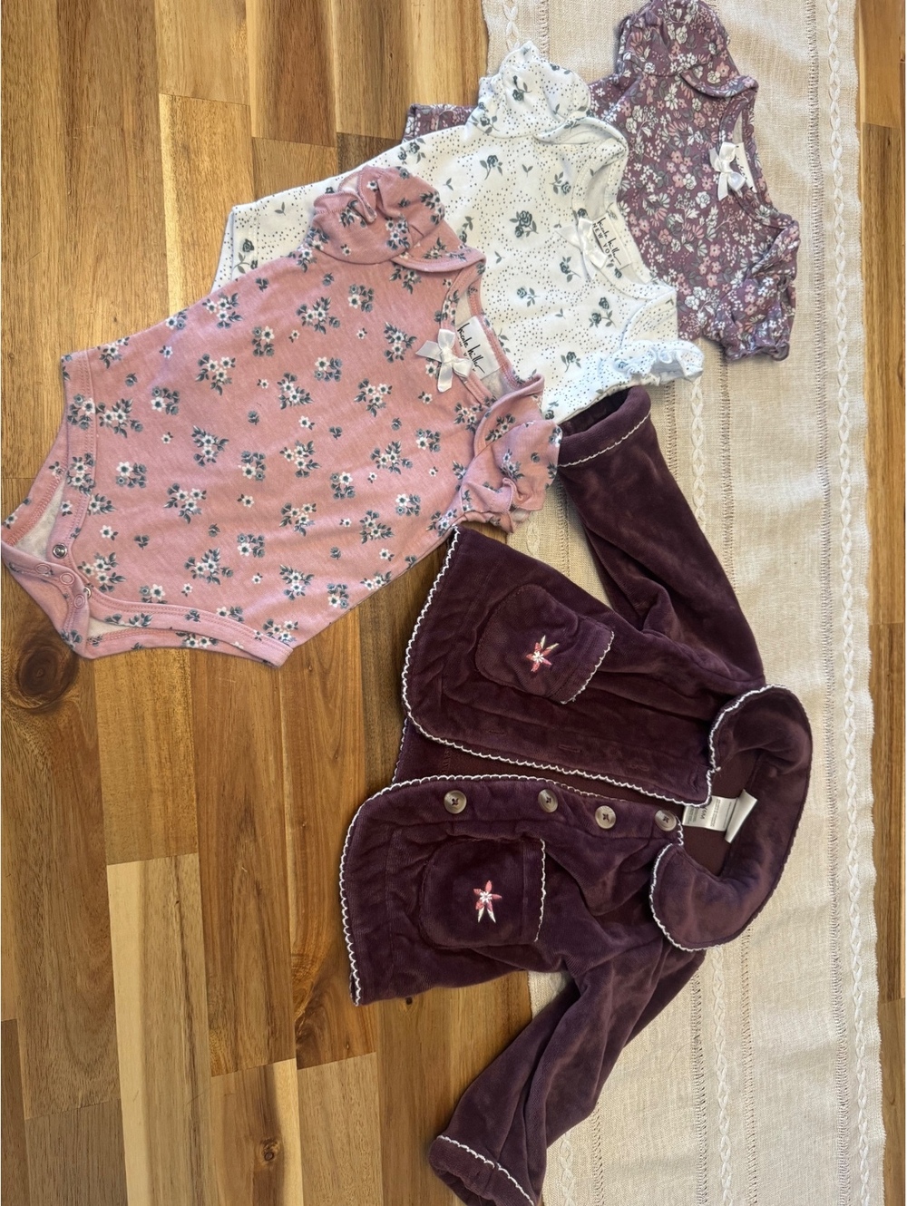 Nicole Miller 4-Piece Baby Girl Bundle 3-6M Velour Jacket & Floral Boutique